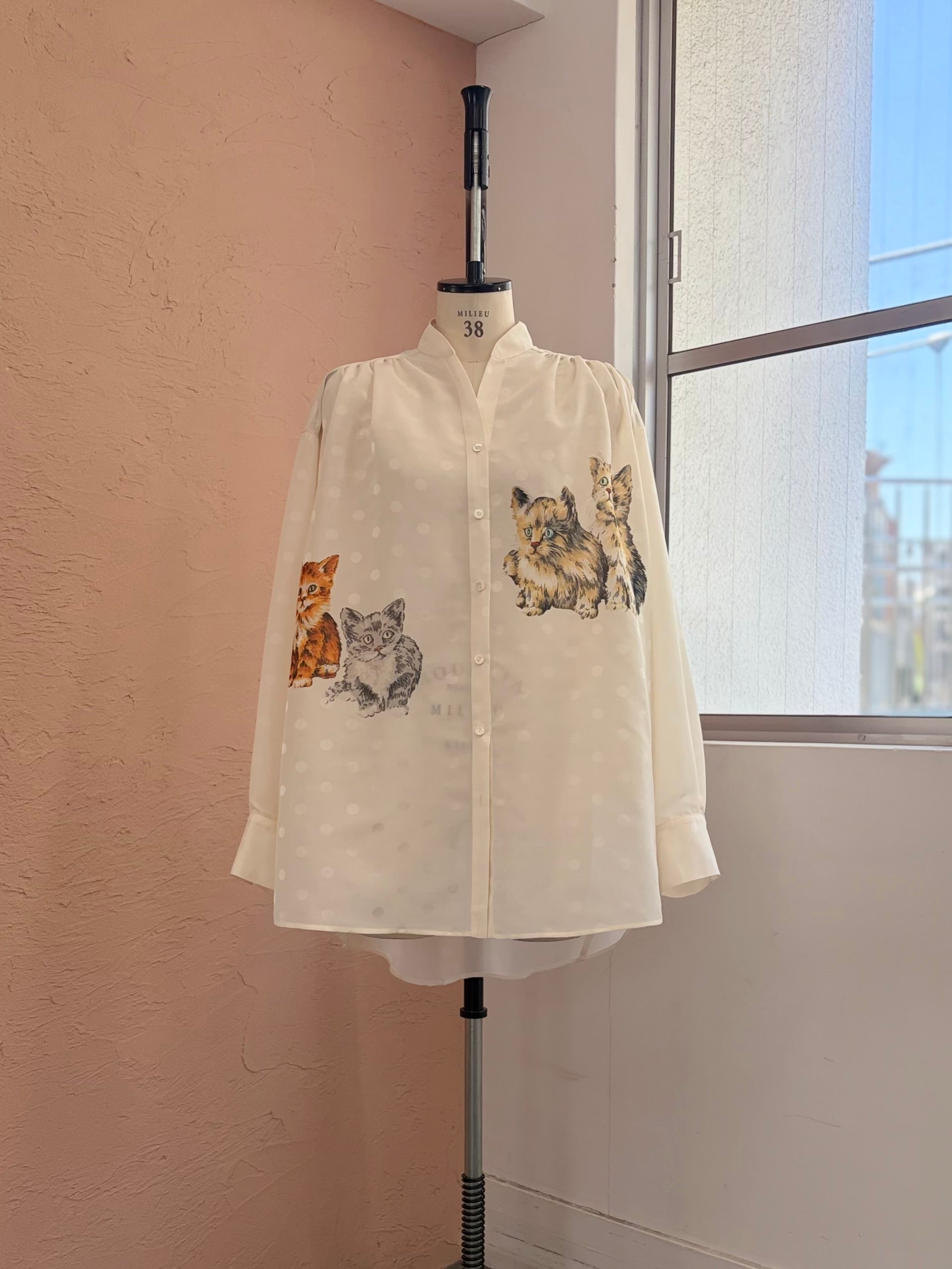 猫咪衬衫