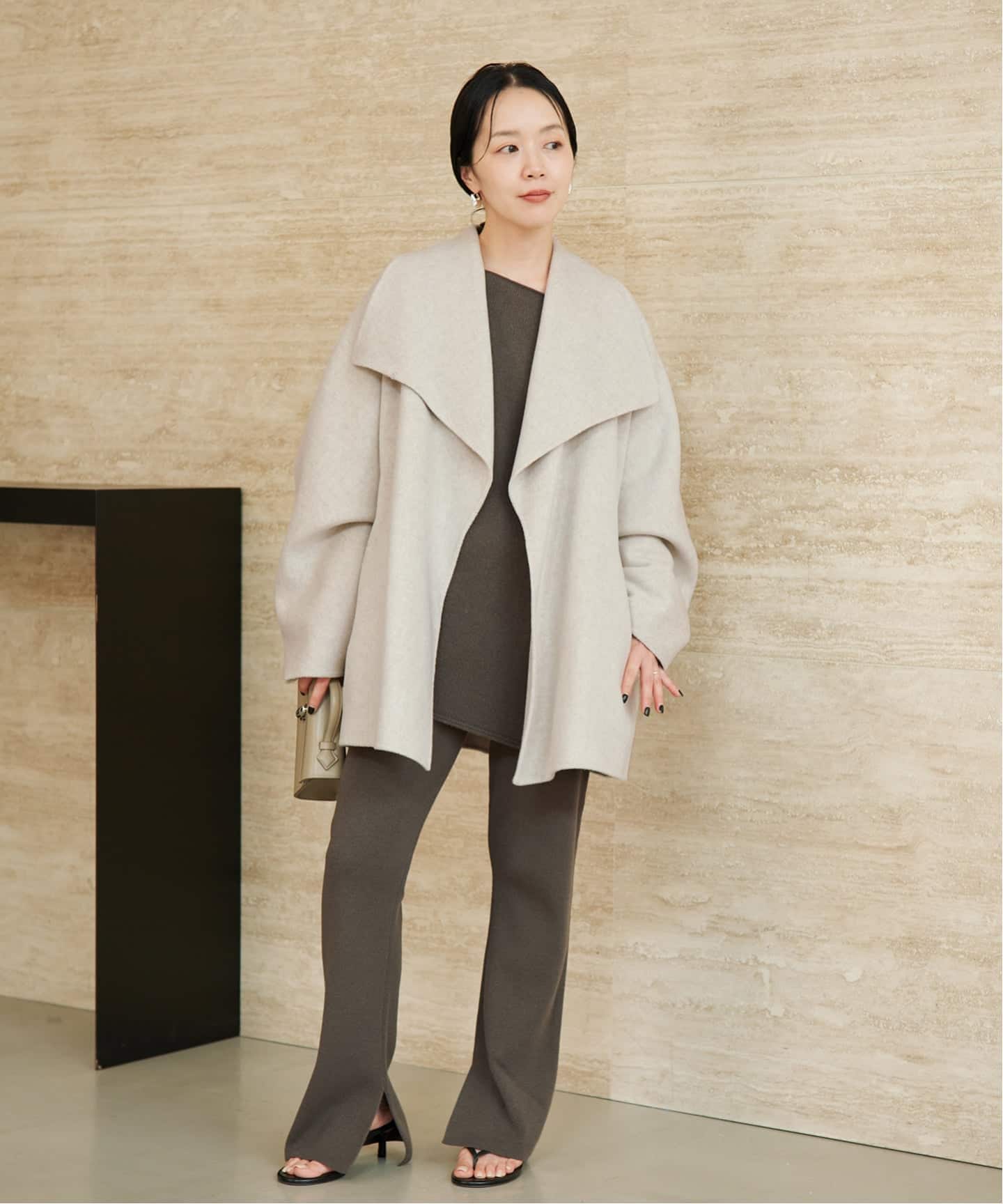 HAMILTON DRAPE HALF 大衣 2