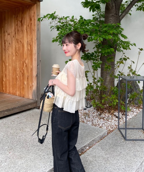 薄纱荷叶边法式袖上衣 12