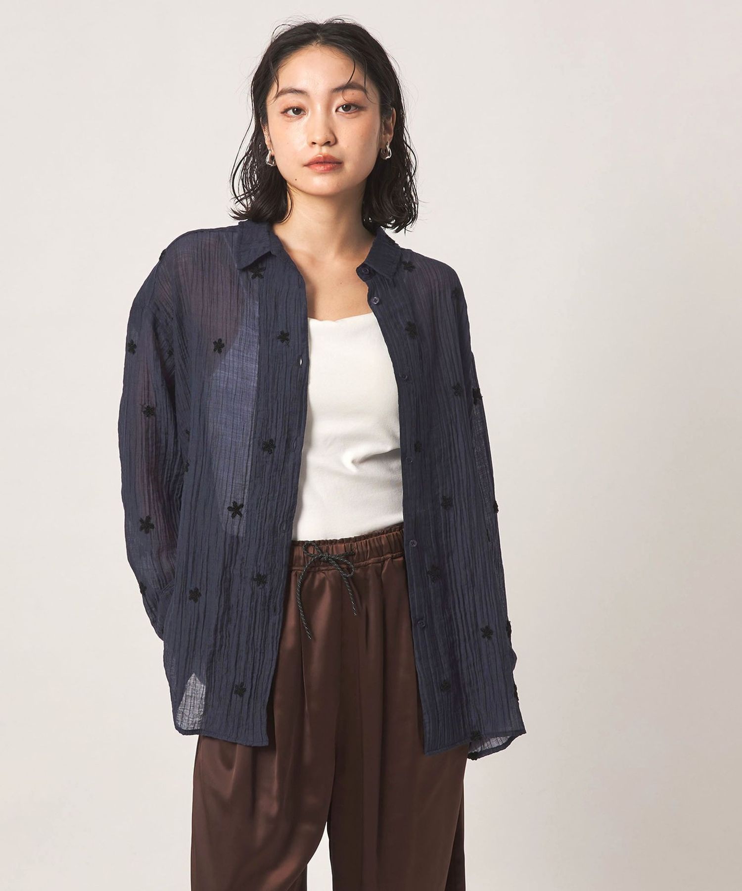 花朵图案刺绣衬衫 4