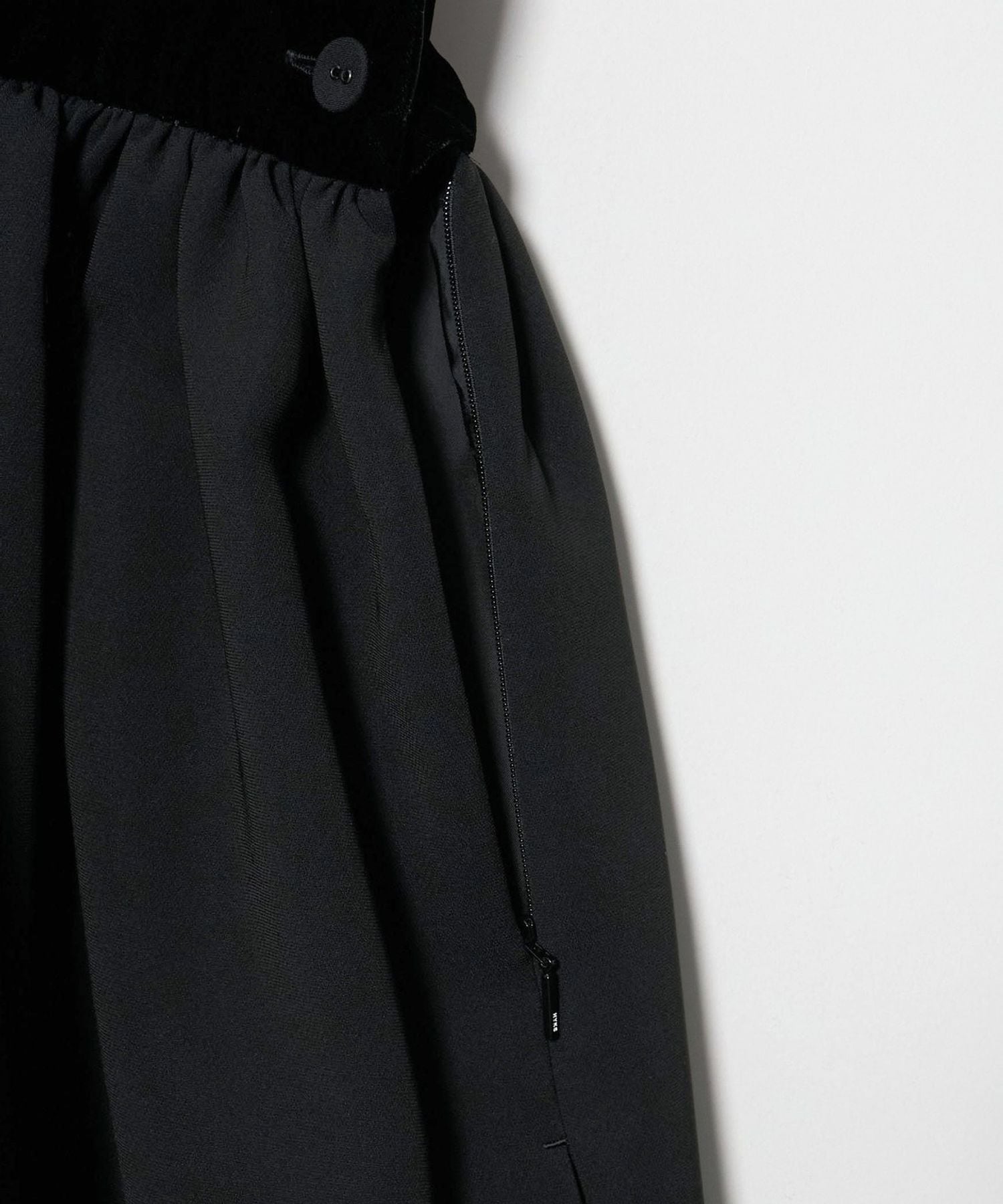 系带长款连衣裙 10