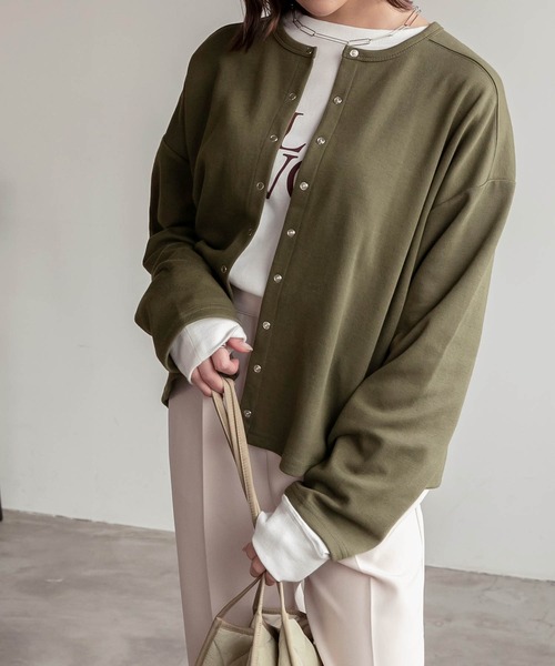 圆环按扣开衫 27