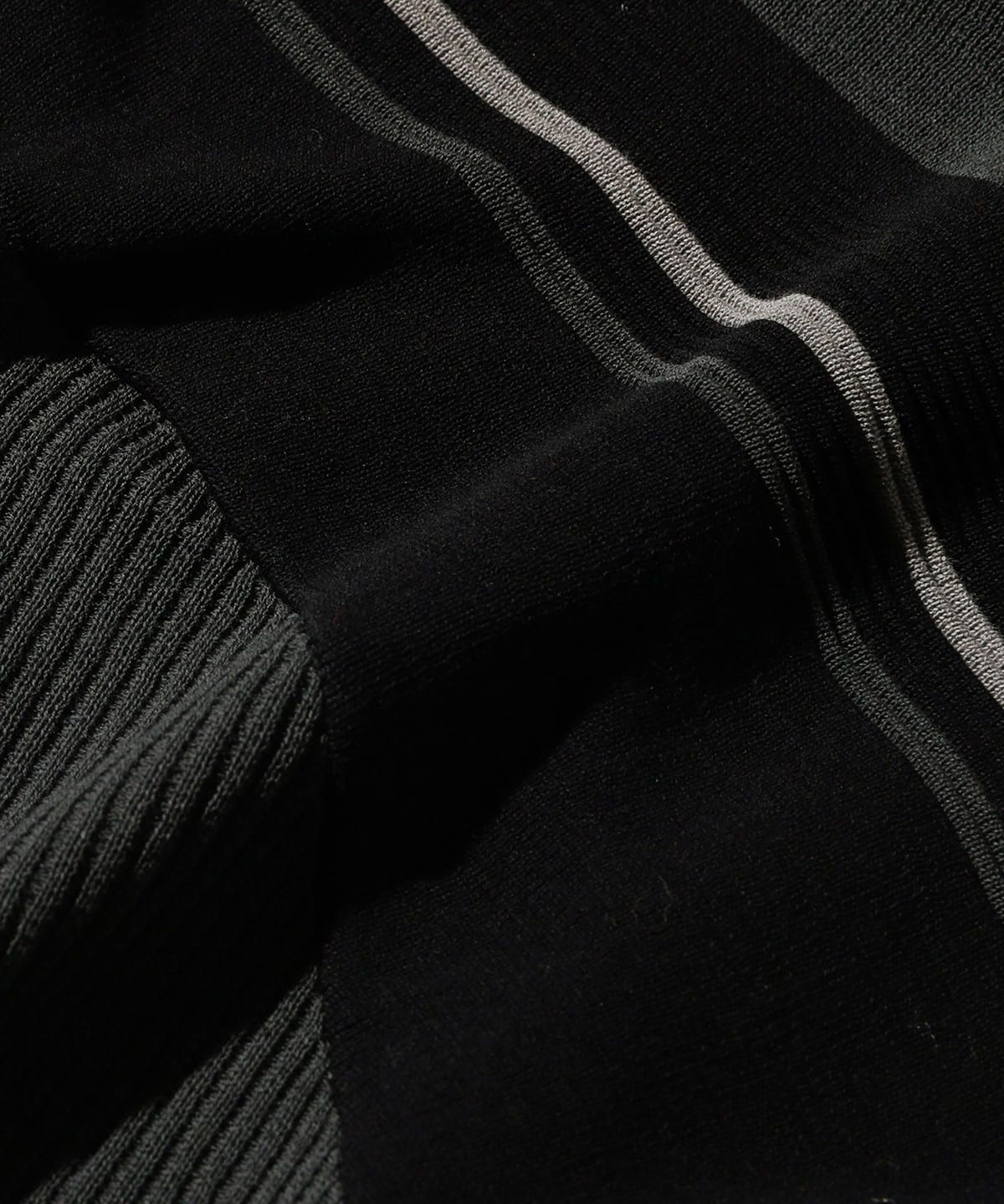条纹针织Polo衫 26