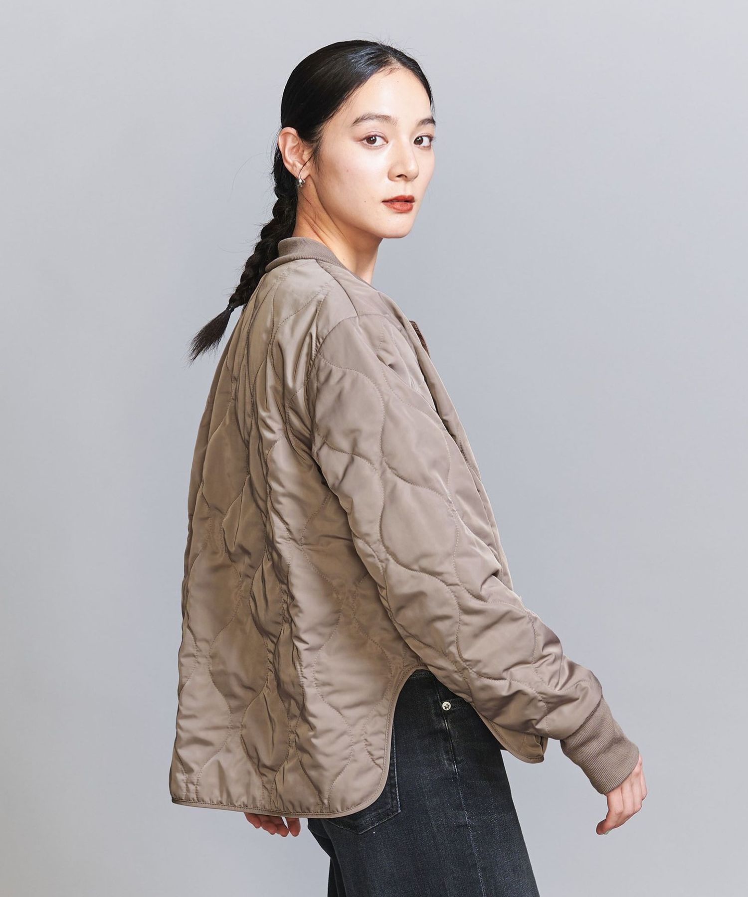 衍缝夹克 28