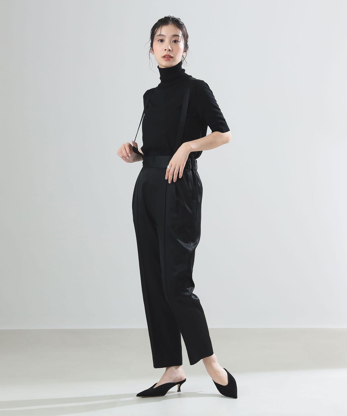 丝光缎面裤子 9