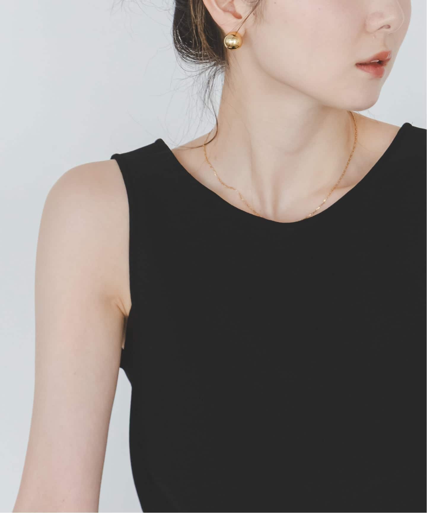 前后两穿 舒适平纹布美式袖上衣 可机洗 3