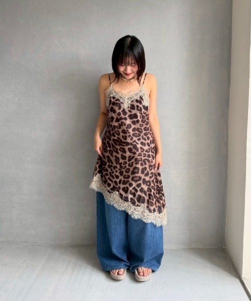 豹纹蕾丝吊带衫 84
