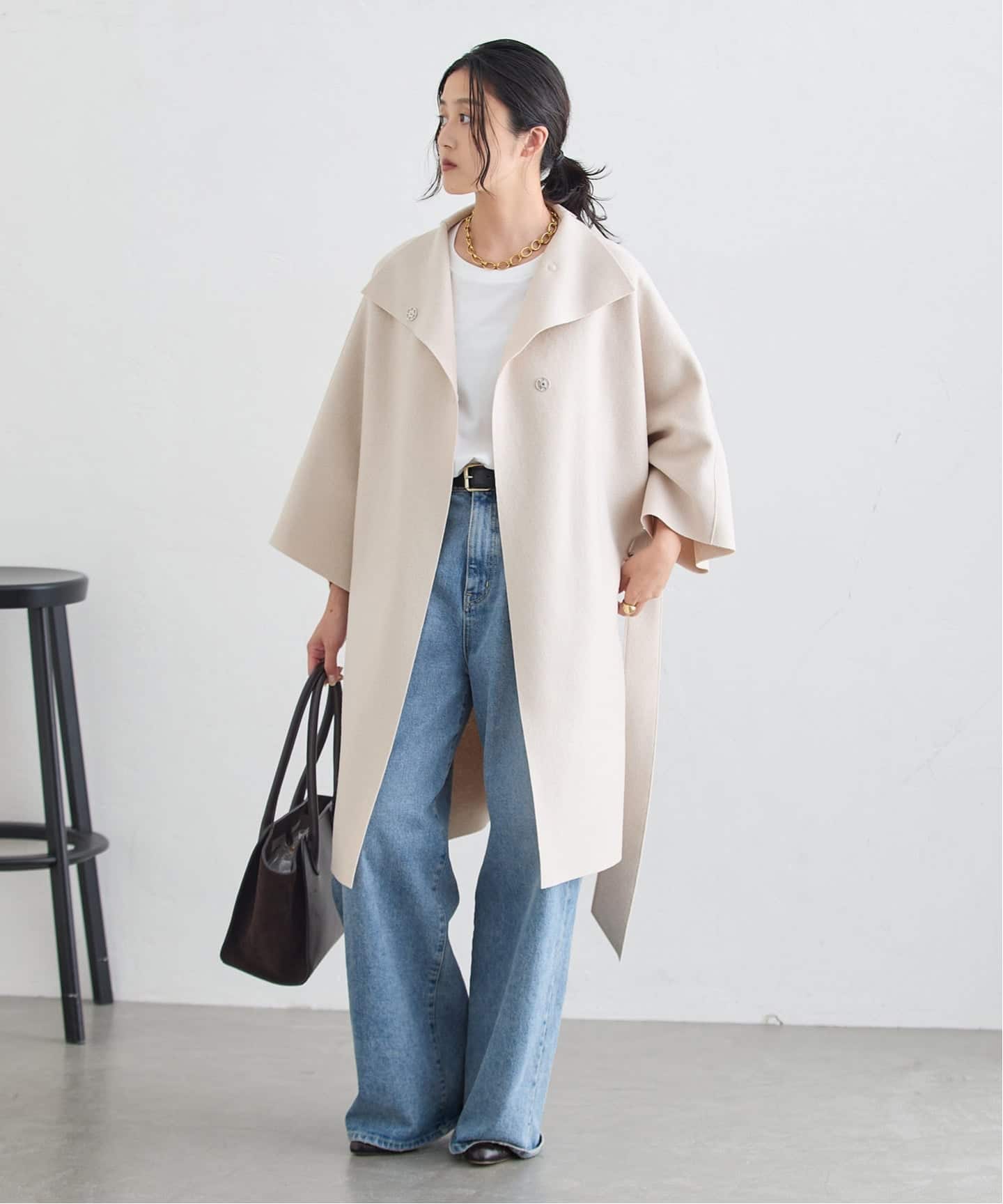 女士和服式披风压褶羊毛大衣 4
