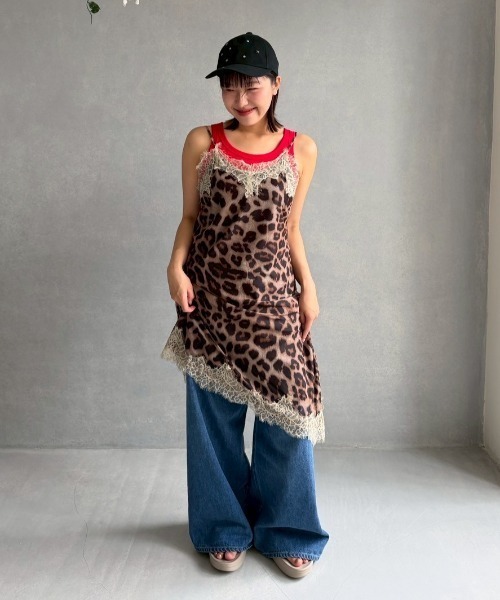 豹纹蕾丝吊带衫 64