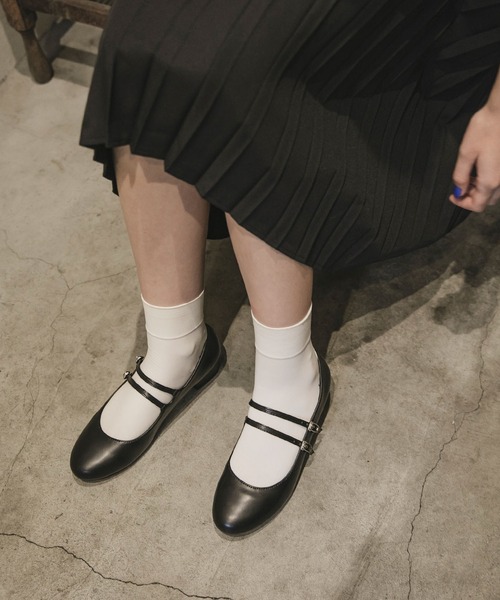 双绊带芭蕾鞋 10
