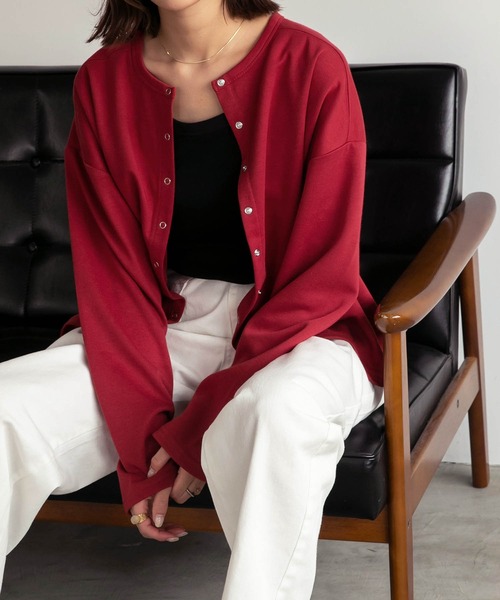 圆环按扣开衫 38