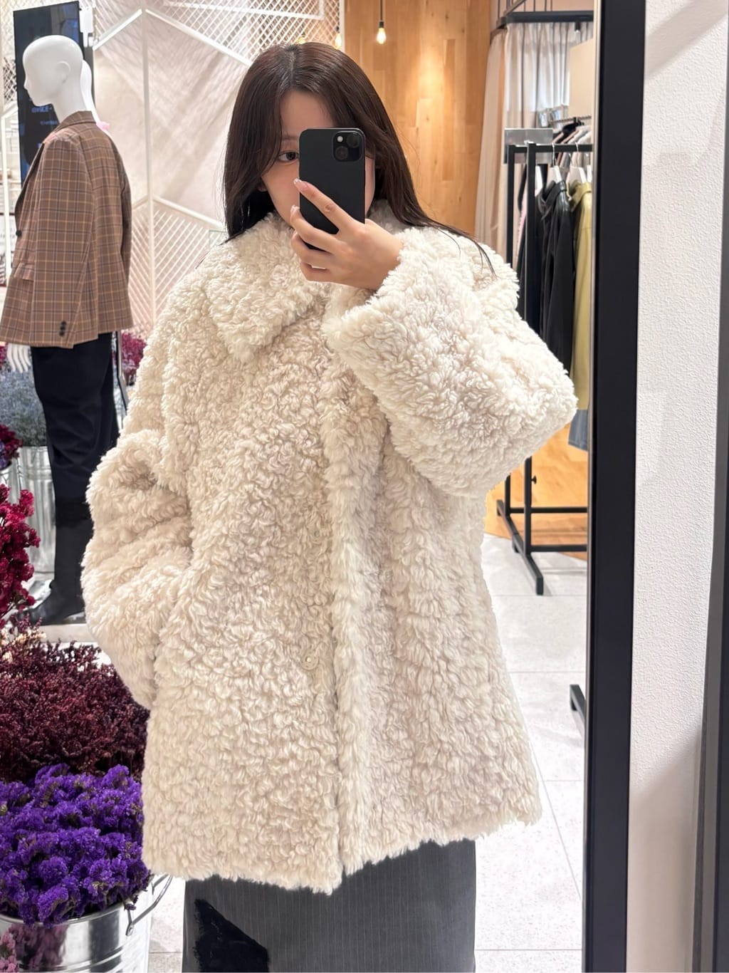 卷毛羊羔绒中长大衣