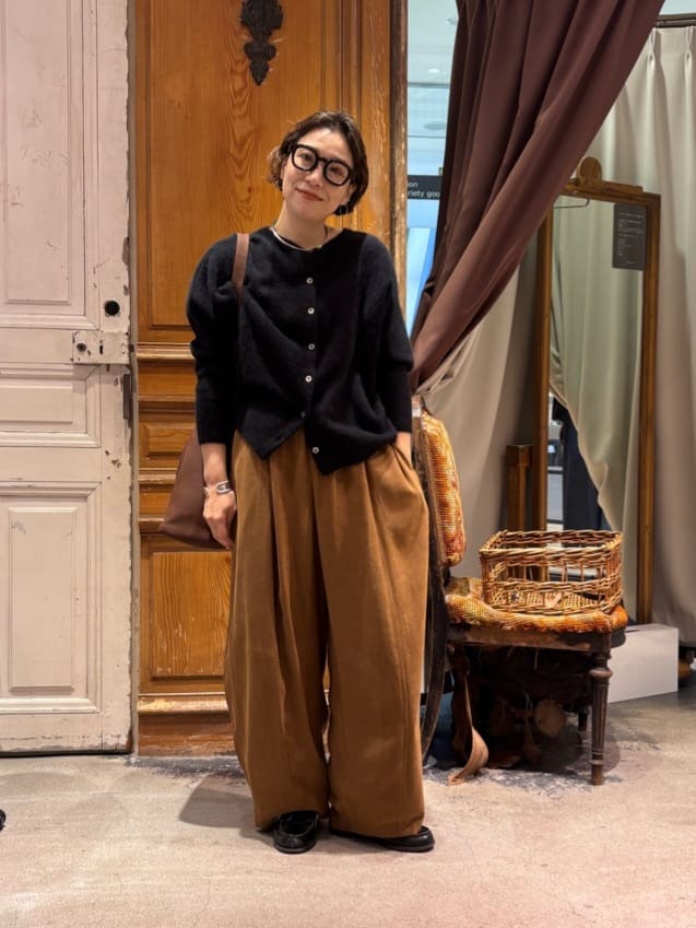 前后两穿 狐狸毛羊毛混纺 后襟纽扣针织衫 3