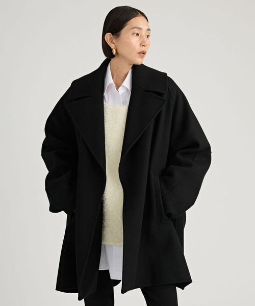 廓形宽松翻领羊毛大衣外套 6