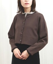 深棕色